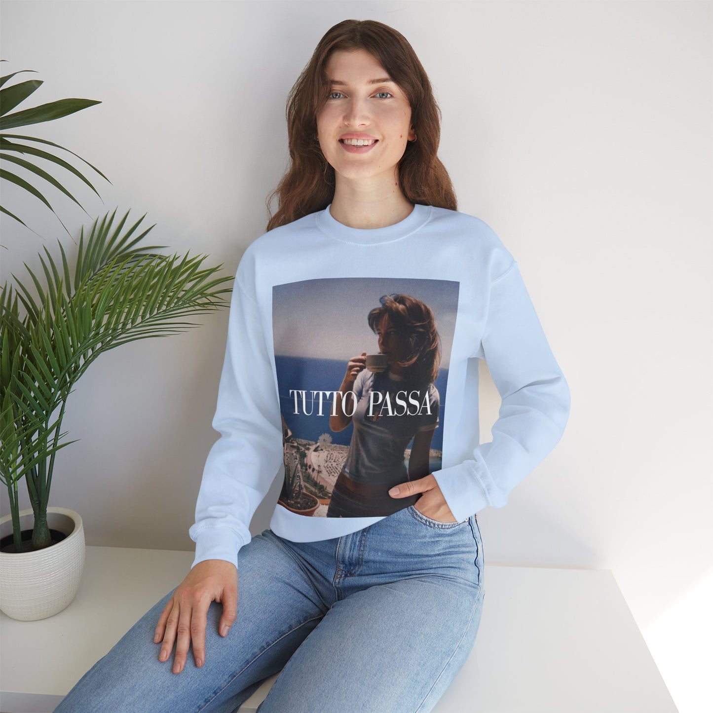 Monarch Unisex Sweatshirt - Tutto Passa