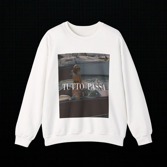 Monarch Unisex Cozy Sweatshirt - Tutto Passa